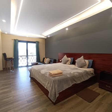 Hotel Berlin International ปูแอร์โตโลเปซ ภายนอก รูปภาพ